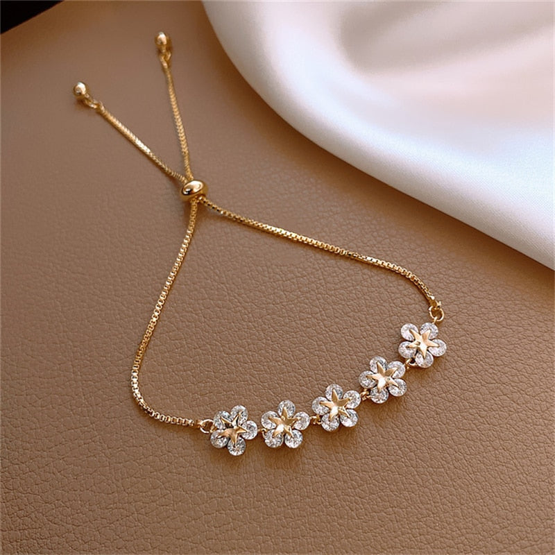 Pulseira Feminina com Flores e Zircônia Ajustável Banhado em Ouro 18K