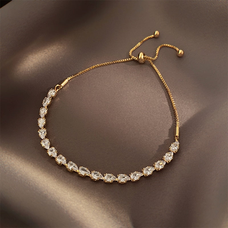 Pulseira Feminina Ajustável com Cristais Banhado em Ouro 18K