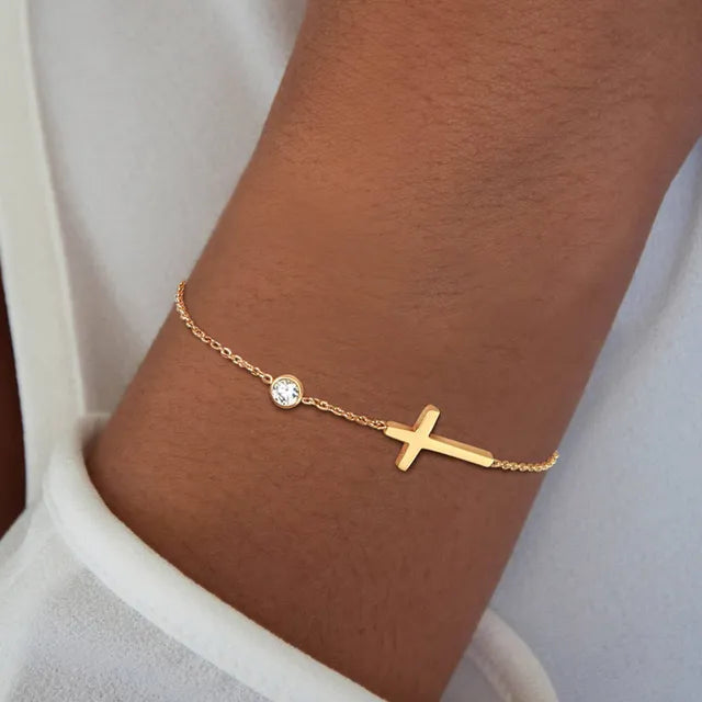 Pulseira Feminina Cruz Banhado em Ouro 18K