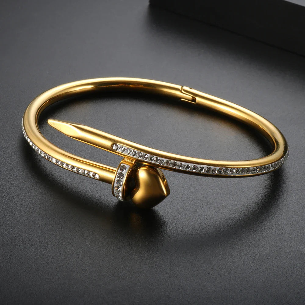 Bracelete Feminino Prego Cravejado com Zircônia Banhado em Ouro 18K