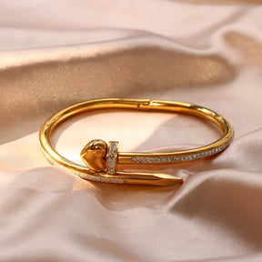 Bracelete Feminino Prego Cravejado com Zircônia Banhado em Ouro 18K