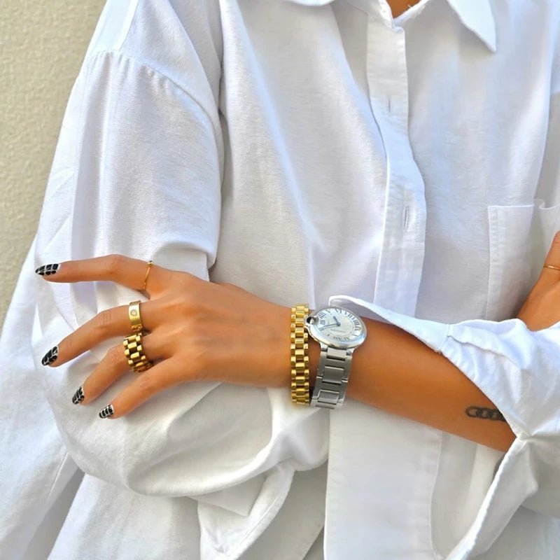 Anel Feminino Elegância Banhado em Ouro 18K