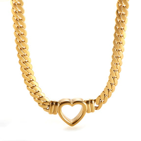 Colar Feminino Gargantilha Coração Minimalista Banhado em Ouro 18K